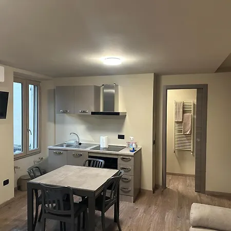 Apartament Di Emanuele Como