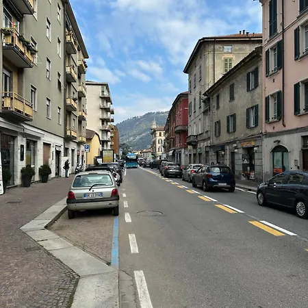 Di Emanuele Apartament Como